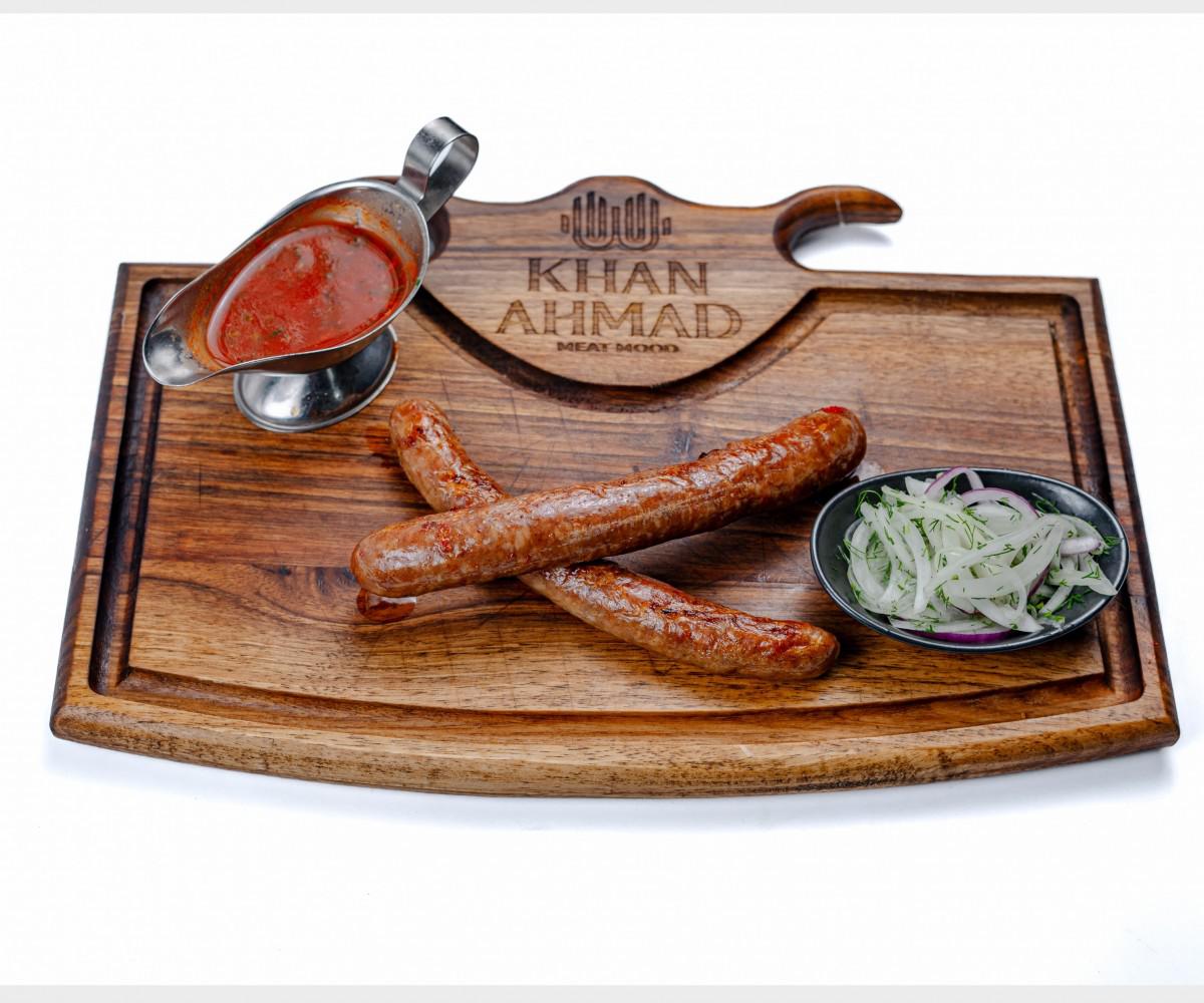 Колбаски говяжьи острые на мангале 1 шт 100 гр