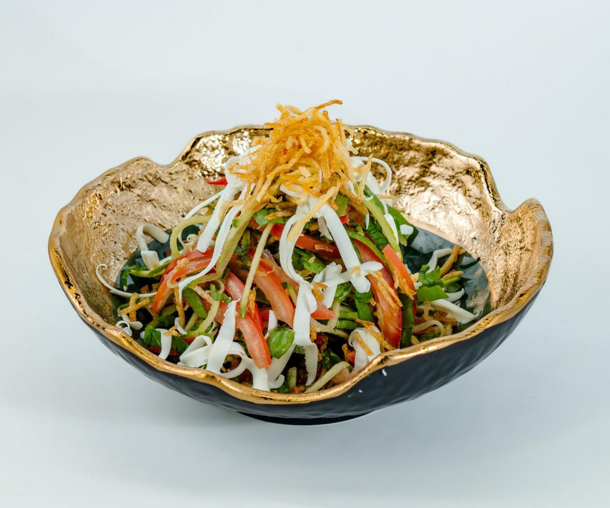 Салат Мажнунтол